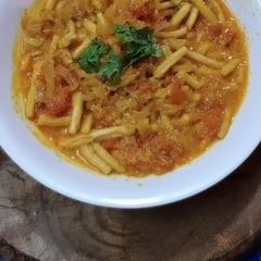 A picture of Gathiya ki sabzi.