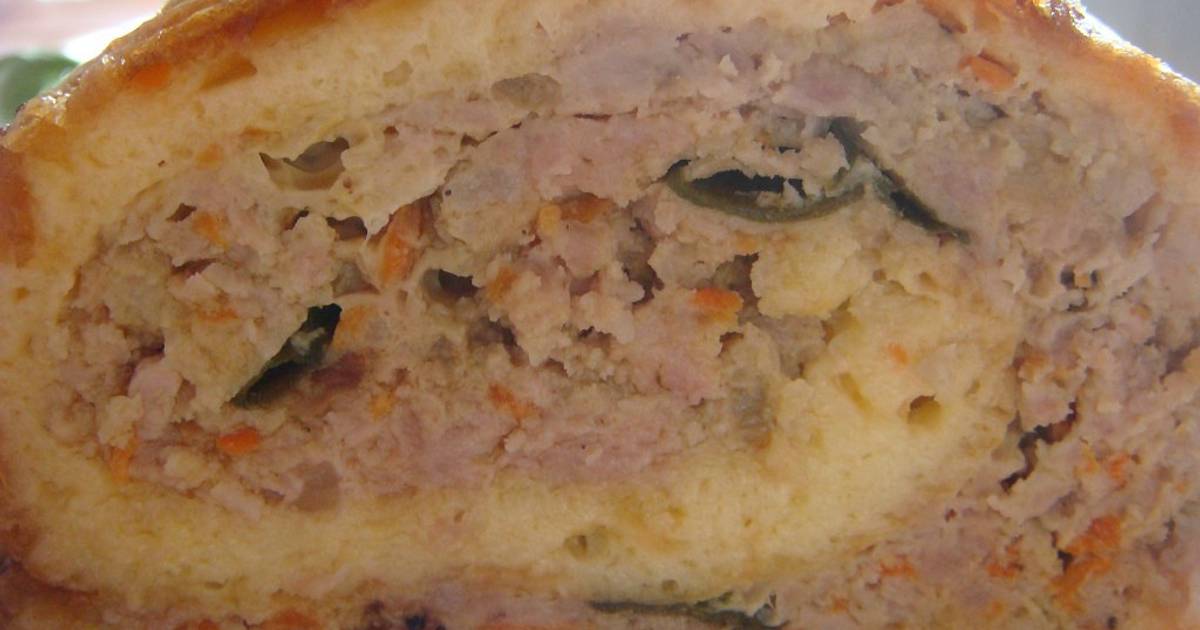 Рулет с фаршем. Сырные рулетики. Закусочные рулеты на праздничный стол. Мясной рулет в сырно-картофельной оболочке. Рулеты из картошки сыром фаршем.