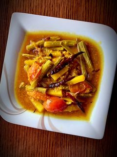 সজনে ডাটার ডাল রেসিপির প্রধান ছবি