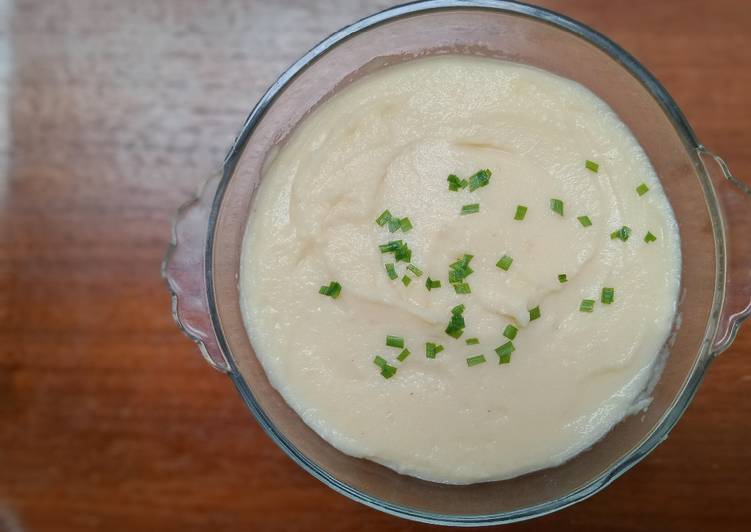 Cara Gampang Menyiapkan Simple mashed potatoes Anti Gagal