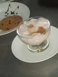 Banana yogurt y sirope