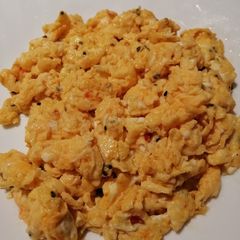 A picture of Scrambled Egg with Chili Sauce.