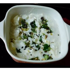 A picture of Amla raita.