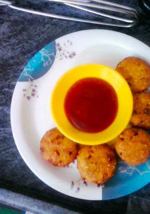A picture of Crispy paneer tikkis.