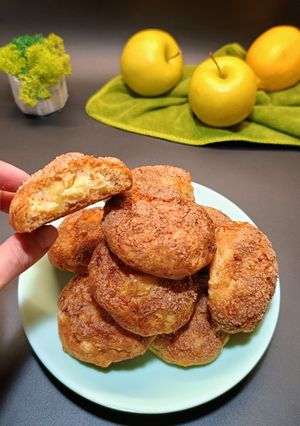 A picture of No Yeast — Amazing Apple Cottage Cheese Buns 🍏.