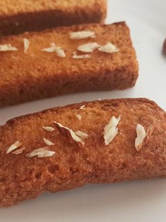 शाही टुकड़ा टोस्ट के साथ(shahi tukda toast ke sath recipe in Hindi) रेसिपी मुख्य फोटो