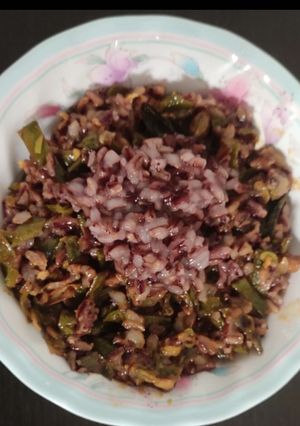 A picture of Broad beans brown rice.