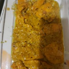 A picture of Lemon chicken curry.