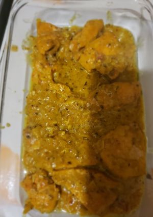 A picture of Lemon chicken curry.