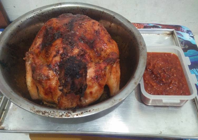 Langkah Mudah untuk Menyiapkan Ayam oven juicy banget yang Bikin Ngiler