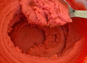 Une photo de Sorbet fraise 🍓 au ninja swirl