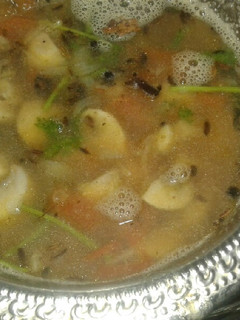 காளான் சூப் (Kaalaan soup recipe in tamil) செய்முறை முக்கிய புகைப்படம்
