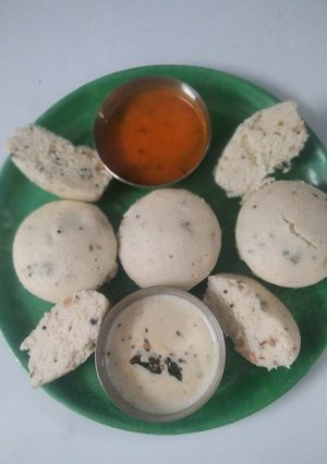 A picture of Kanchivaram Idli.