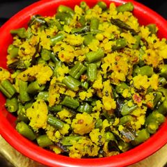 A picture of Beans cooked with flavoured dal (Beans paruppu usli).