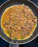 Trứng cuộn nhân thịt bò và nấm