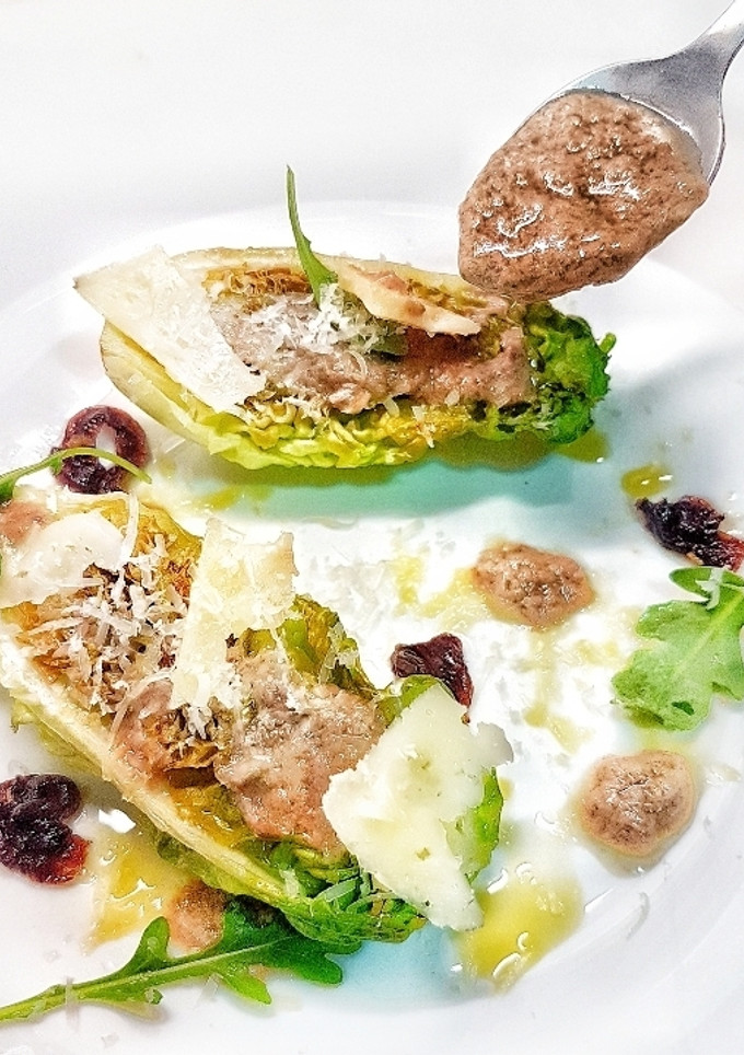 Una foto de Vinagreta cremosa de anchoa