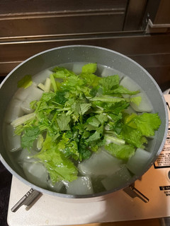 芹菜蘿蔔湯 的食譜成品照片