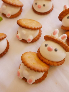 好療癒「小兔子馬林糖」扭扭屁股超可愛♪ 的食譜成品照片