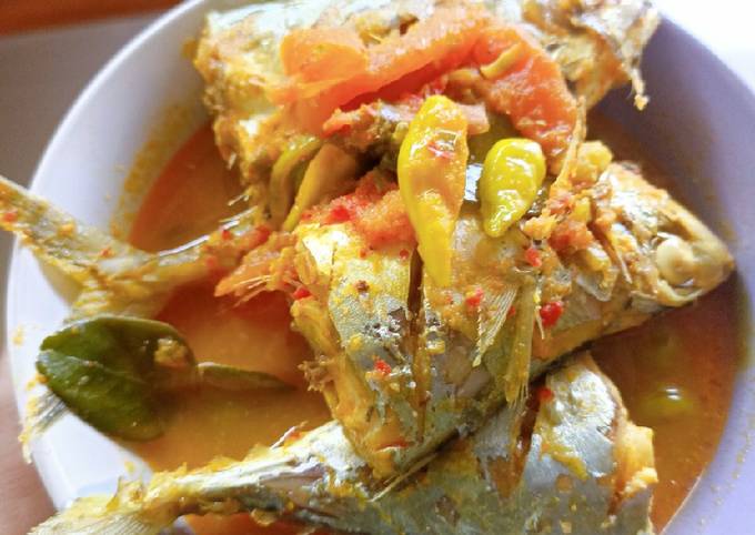 Resep Ikan Kembung Kuah Kuning Oleh Maellra Cookpad