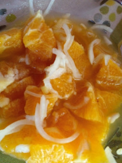 Una foto de Ensalada de naranja y cebolla #mercado