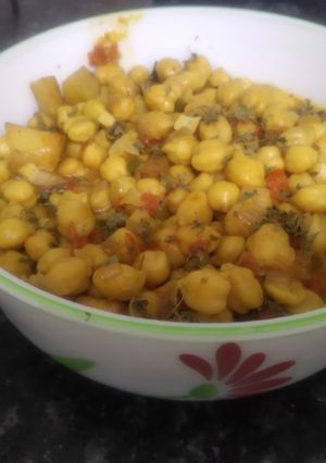 A picture of Kabuli chana.
