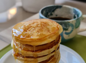 Una foto de Pancakes dulces (usé el suero del yogurt casero 👏👏👏!, vos podés usar leche