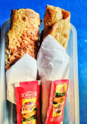 A picture of Cheela roll.