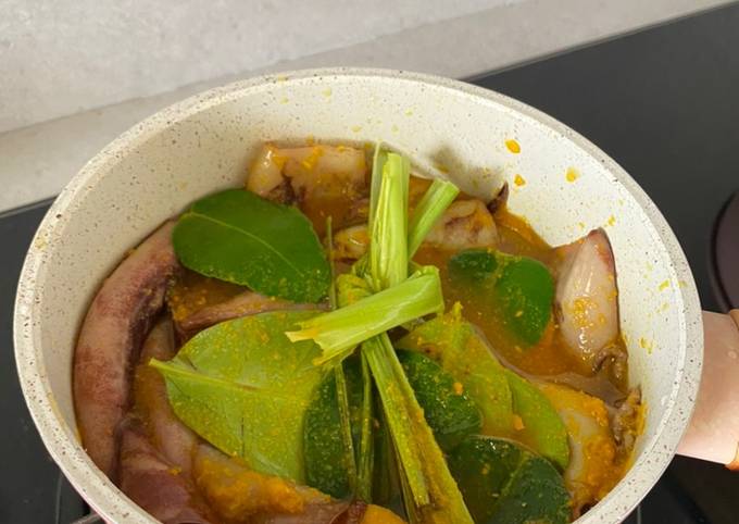 Anti Ribet, Memasak Cumi bumbu kuning Enak