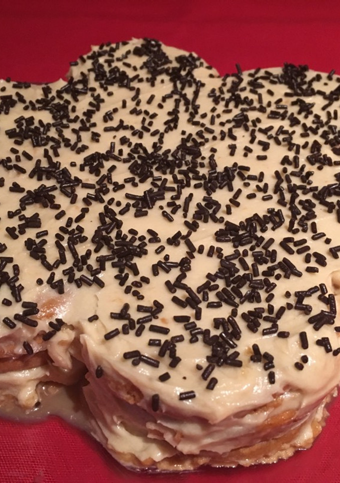 Una foto de Tarta flor de buttercream de café