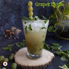 A picture of Grapes Mojito.
