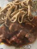Goulash de ternera con spaetzel. Sorprende a los que más quieres. 💚#vendimia2020