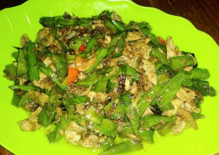 Tumis kacang panjang telur and udang papay