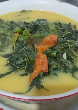 Foto resep Gulai Santan Daun Ubi Kacang Panjang