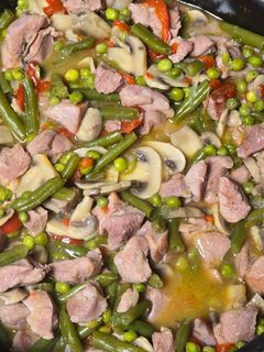 Una foto de Pavo en pepitoria