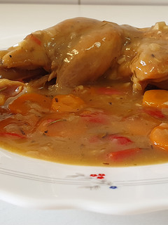 Una foto de Pollo a la cerveza