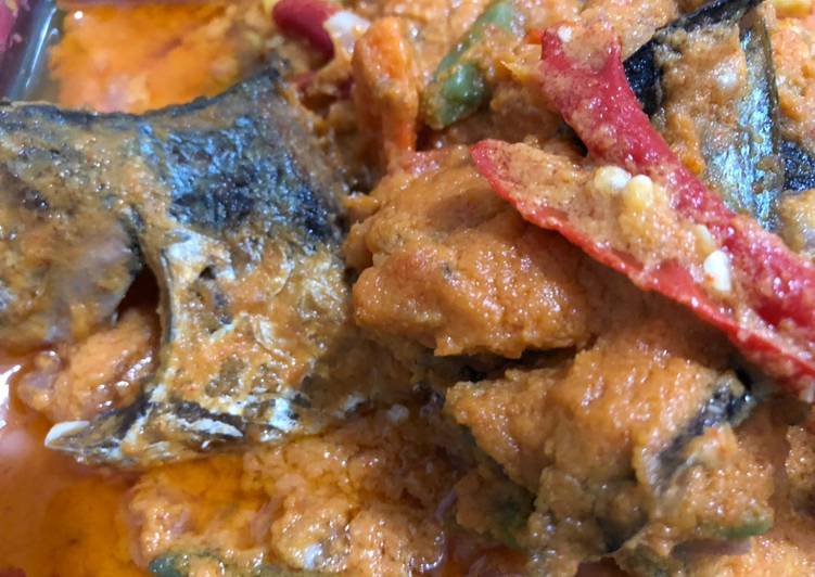 Bagaimana memasak Acar kuning ikan kembung yang enak