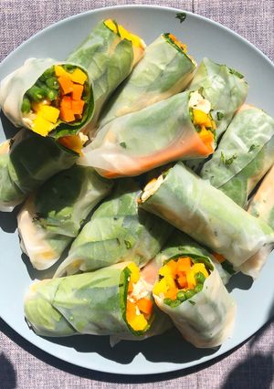 A picture of Mango, Chicken and Veggie Summer Rolls.