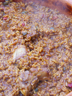 Una foto de Arroz con costillas