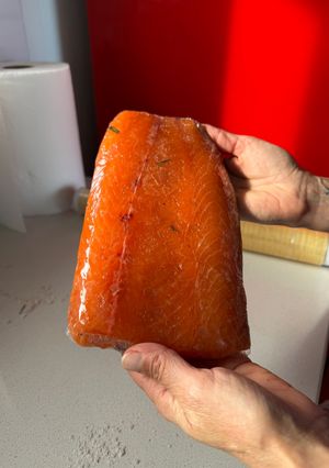 Una foto de Salmón curado y ahumado 🐟