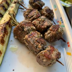 A picture of BBQ Rosemary lamb skewer.