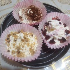 A picture of Whipp cream ice cream.
