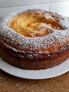 Una foto de Bizcocho con crema pastelera sin gluten