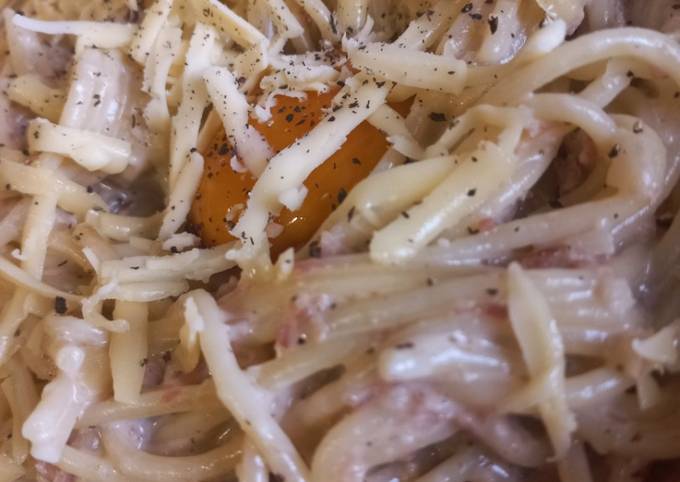Foto principal de Spaghetti con salsa de trufa blanca y queso