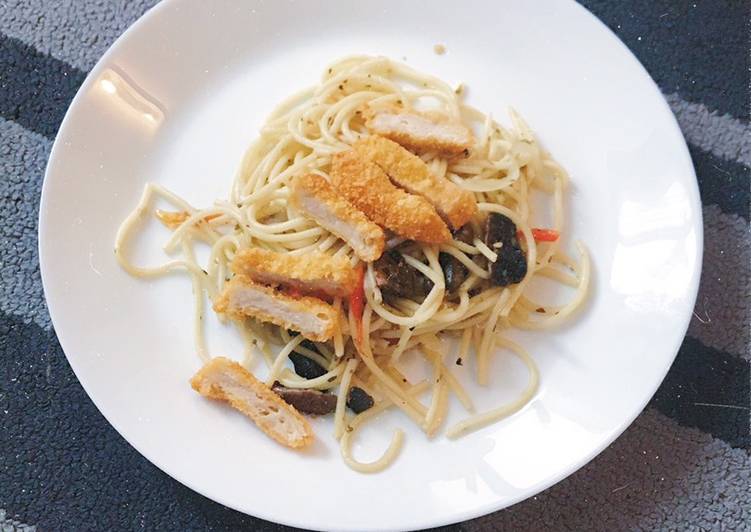 Bagaimana Membuat Spaghetti Oglio Olio, Menggugah Selera