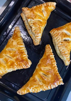Foto resep Beef & cheese puff pastry
