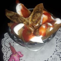 A picture of Sabit masoor ki dal kay Samosa.