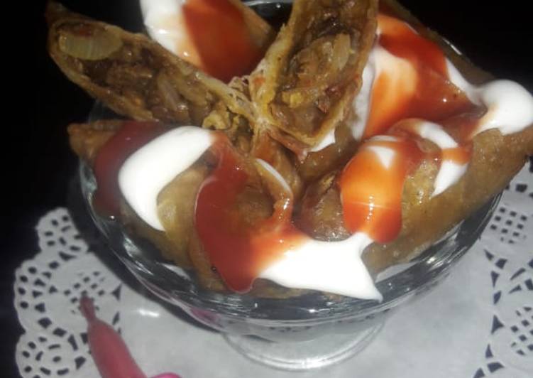 Sabit masoor ki dal kay Samosa