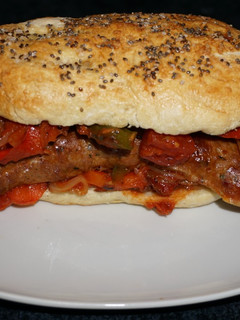 Una foto de SANDWICH DE CHORIZOS ITALIANOS NEOYORKINOS. JON STYLE