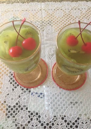 Una foto de Kiwi con gelatina!!