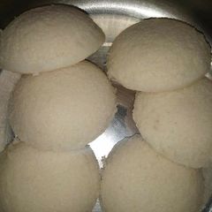 Rava idli no soda A picture of Rava idli no soda.
